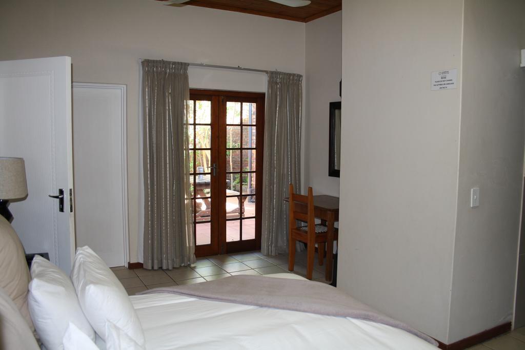Ohannas Bnb & Self Catering Plettenberg Bay Bagian luar foto