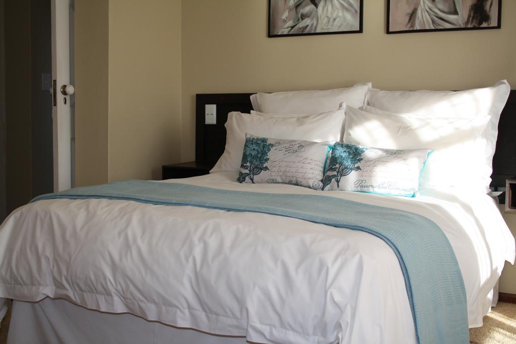 Ohannas Bnb & Self Catering Plettenberg Bay Bagian luar foto