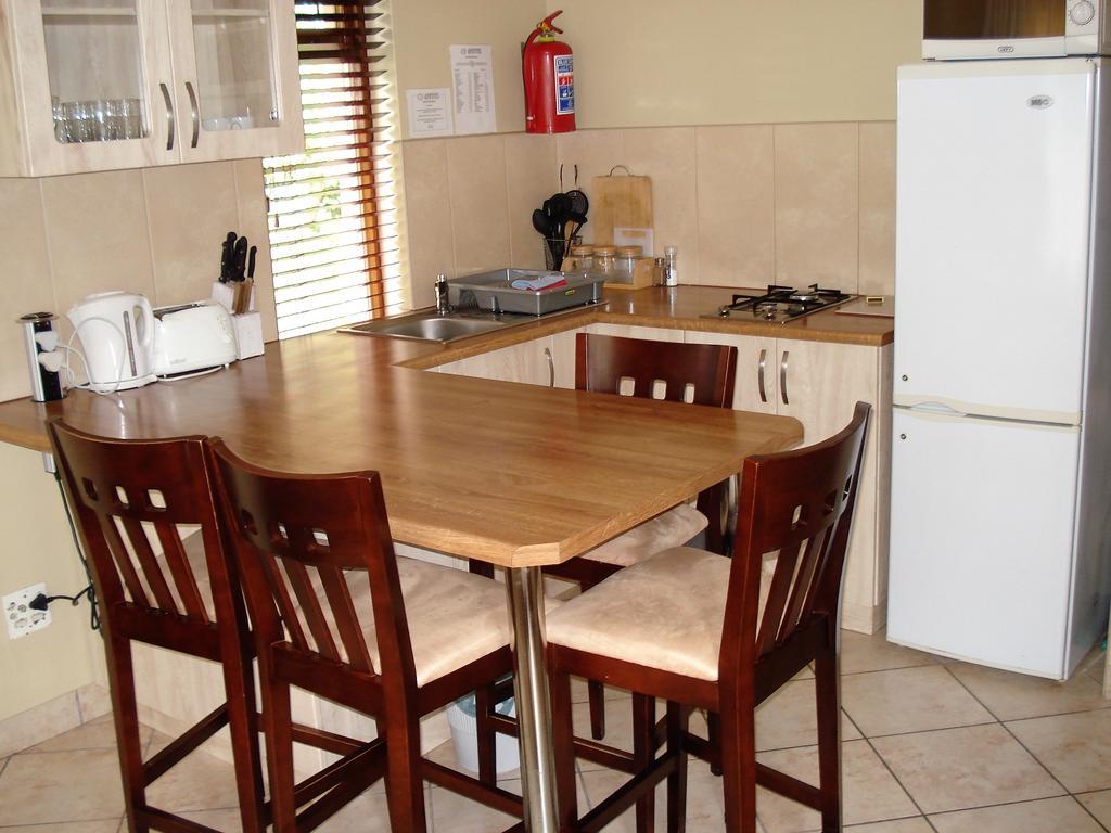 Ohannas Bnb & Self Catering Plettenberg Bay Bagian luar foto